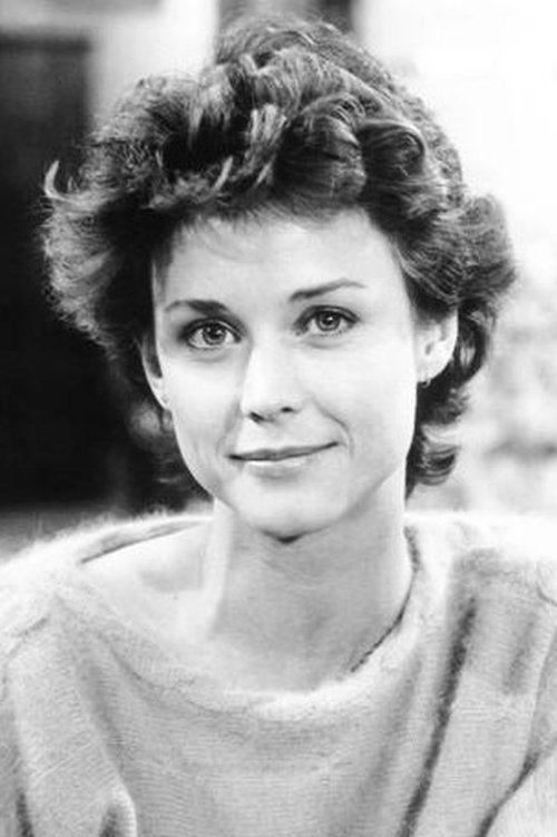 Lise Cutter as Jennifer Womak