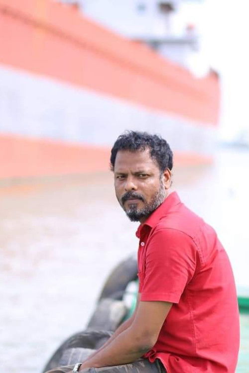 Uzzal Kabir Himu as Sultan