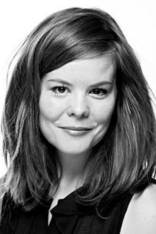 Kjersti Tveterås as Trude