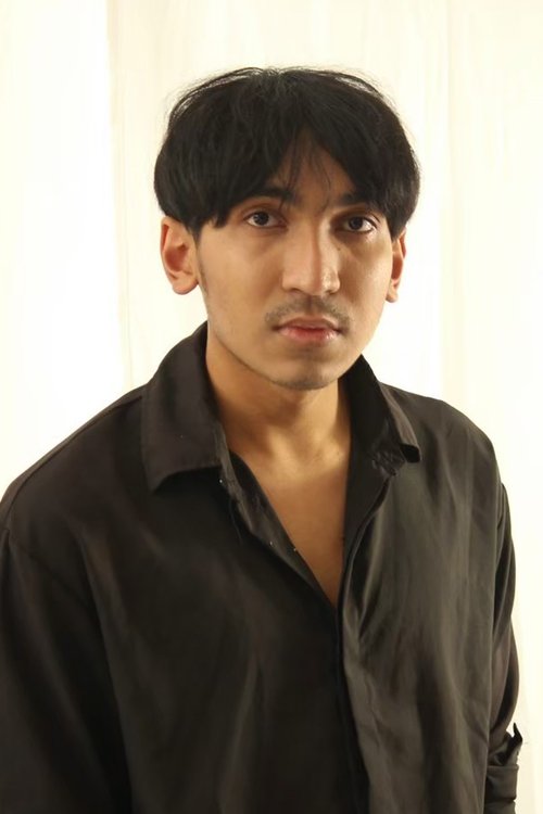 Chanin Thawitsang as Man / Interviewee