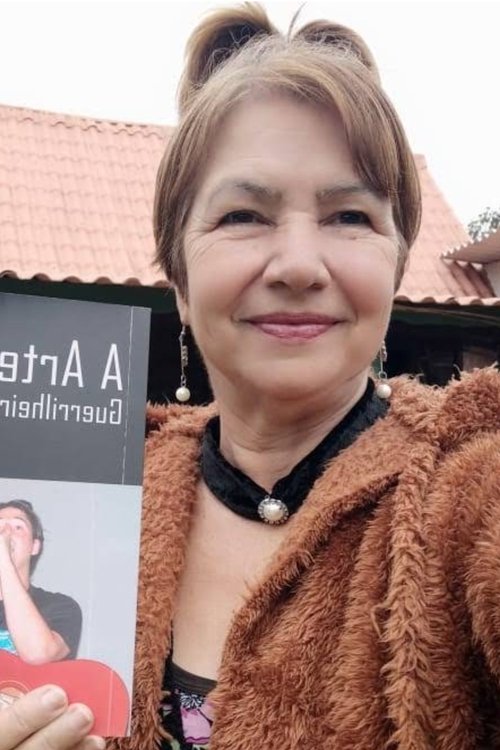 Ircia Almeida as Cigana do Mal 2