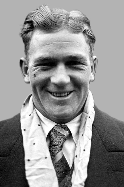 Ernie Nevers as Bob Collins