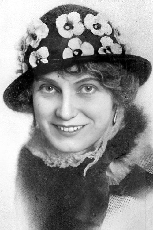 Leona Hutton as Mrs. Barr