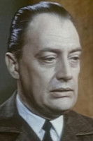 Aleksandar Ješić as Dr. Vilar