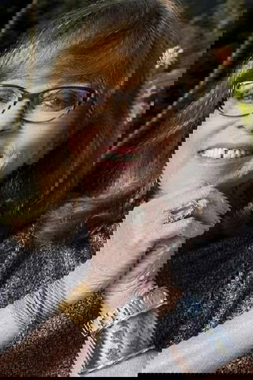 Glória Perez as Self