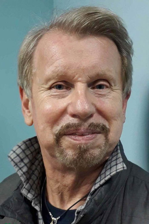 Anatoly Kasheparov as stroyotryadovets