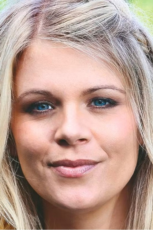 Helle Smidstrup as Self - Vært