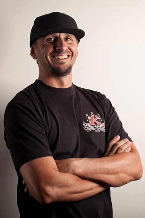 Kevin Schiele as Charlie