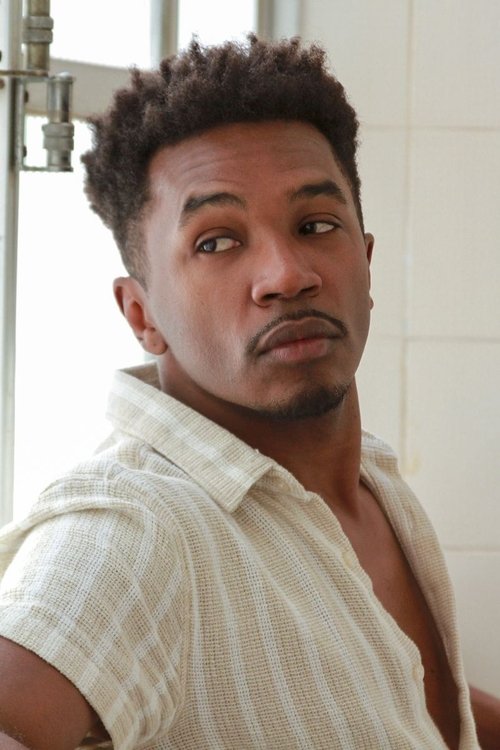 Leandro Villa as Leandro