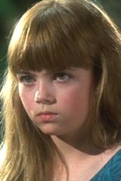 Amber Pawlick as Rennie Wickham (young)