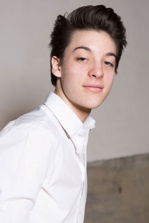 Félicien Girault as Ado école de musique