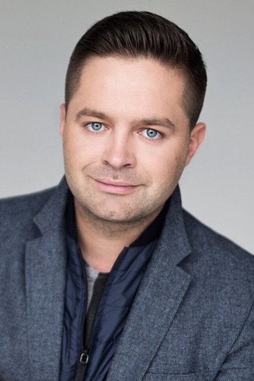 Sergey Volchkov as павлин Паоло (голос)