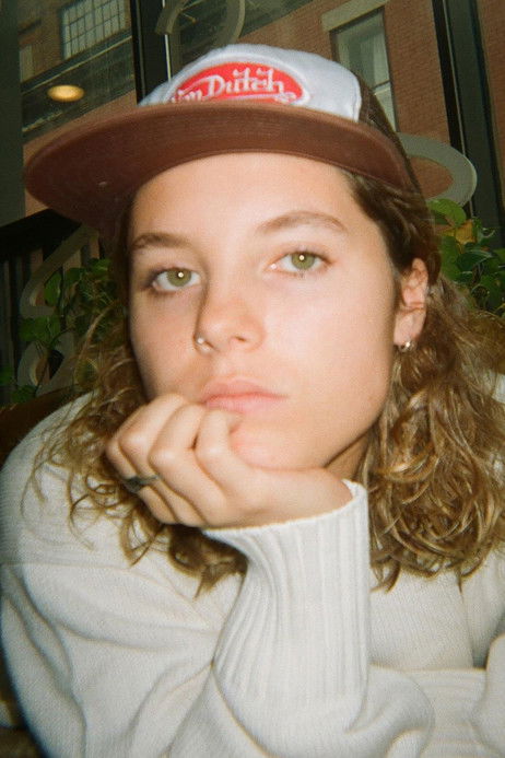 Marilyne Léonard as 