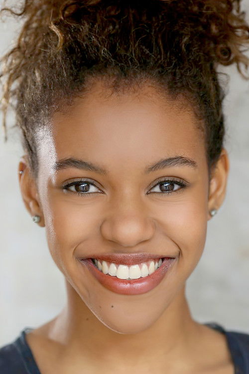 Nicole-Lily Baisden as Hope Harcourt