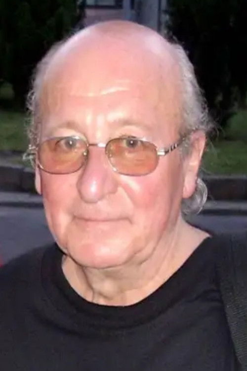 Jerzy Łapiński as dzielnicowy