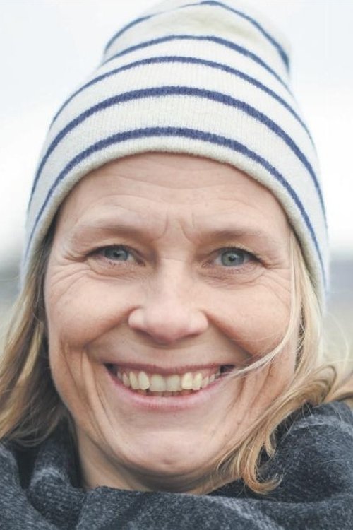 Johanna Eiworth as Frau des Glasbläsers