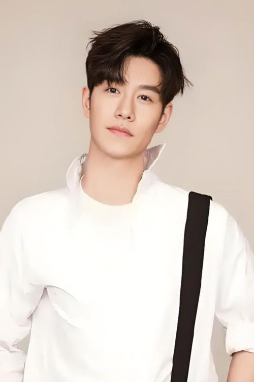 Lou Mingsen as Dragon Prince Ao Lie