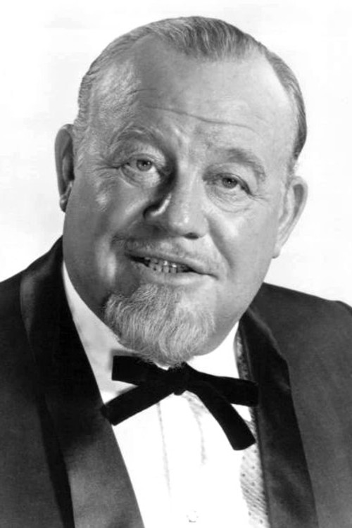 Burl Ives as Harvey 'Big Daddy' Pollitt