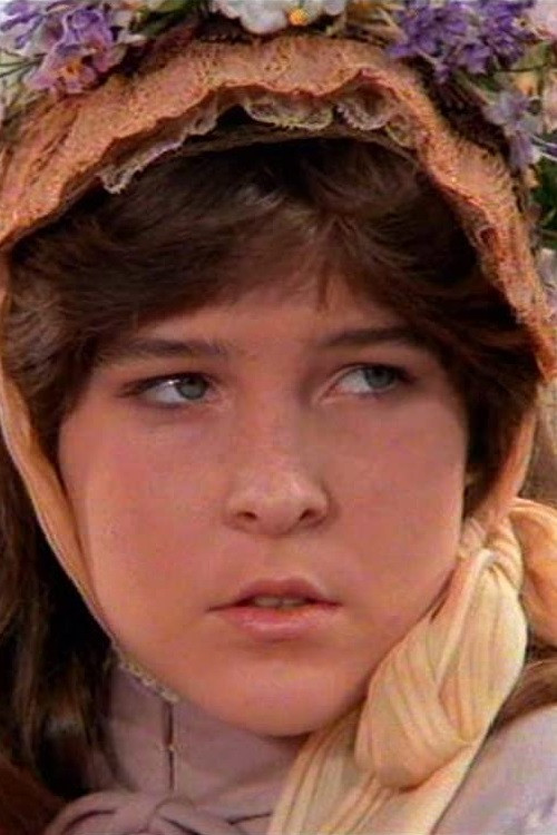 Suzy Barbieri as Julie Ward