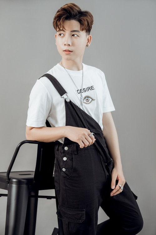 Văn Võ Ngọc Nhân as Cậu Hai