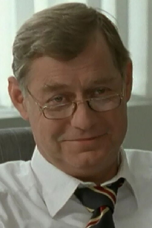 Siegfried Voß as Dr. Frerking