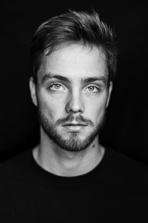 Joep Paddenburg as Andries