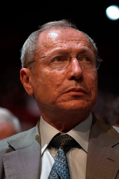 Jean Peyrelevade as Self - Banker