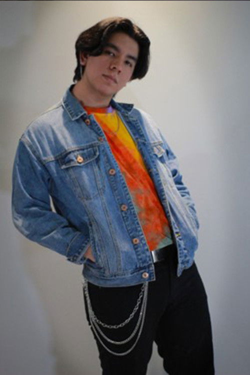 Vicente Sánchez as Santiago Jaramillo