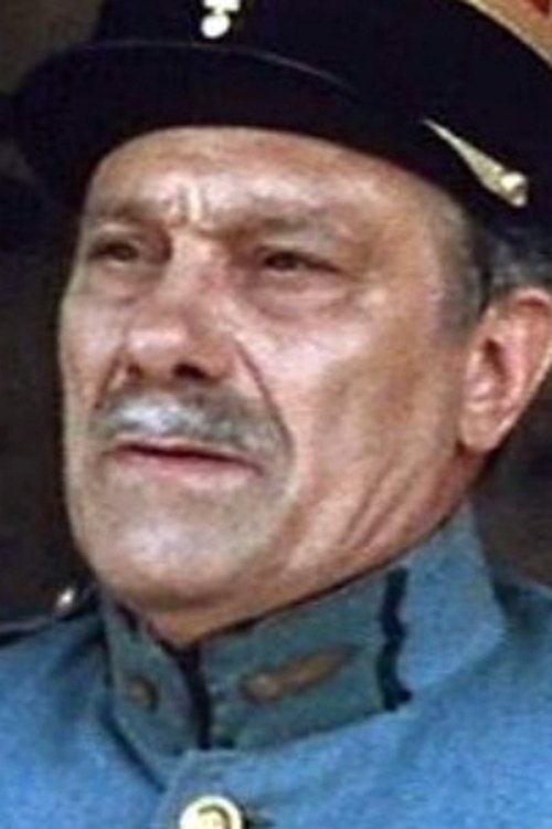 Franck Estange as Un gentilhomme (as Frank Estange)