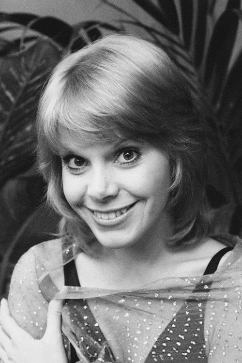 Char Fontane as Valerie Sweetzer