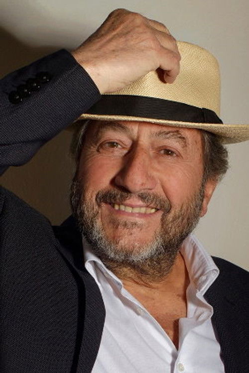 Giovanni Moscato as Musicante della Serenata