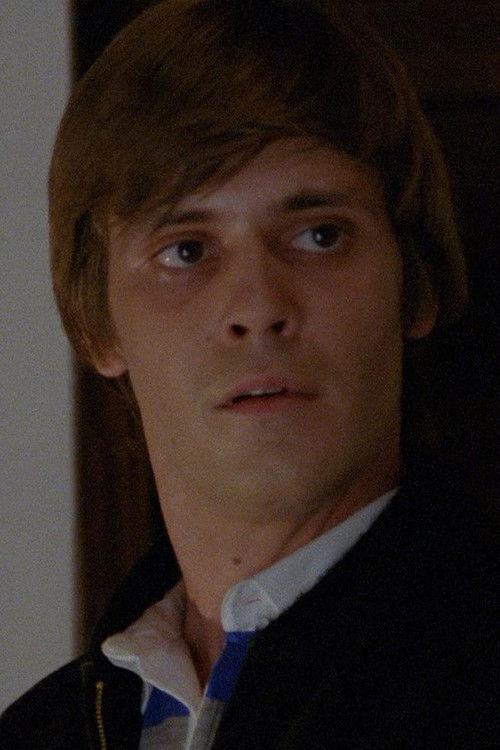 Barton Faulks as Tom