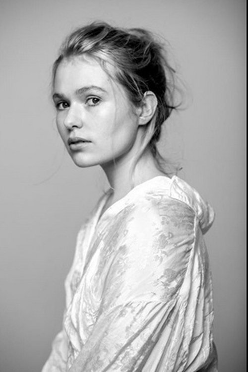 Vala Norén as Novice Tabitha