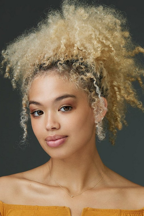 Simone Neethling as Kim