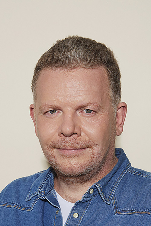 Arnaud Delord as Le copain Arnaud