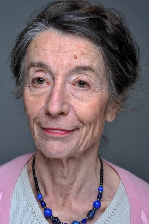 Claudine Acs as Therese