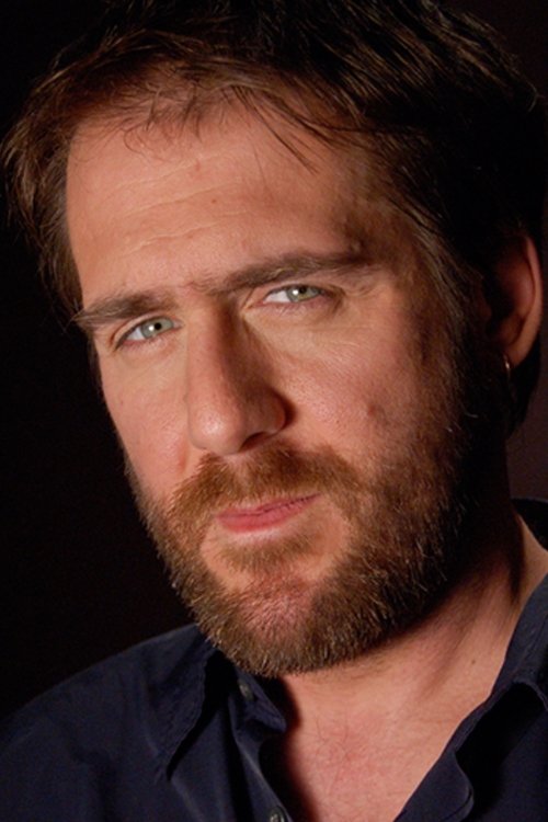 Sérgio Grilo as Sargento Bera