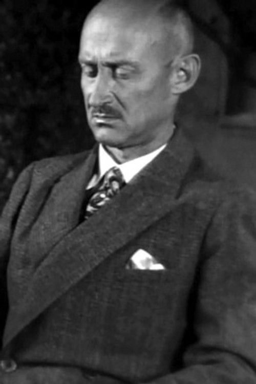 Sergey Tikhonravov as Garreth