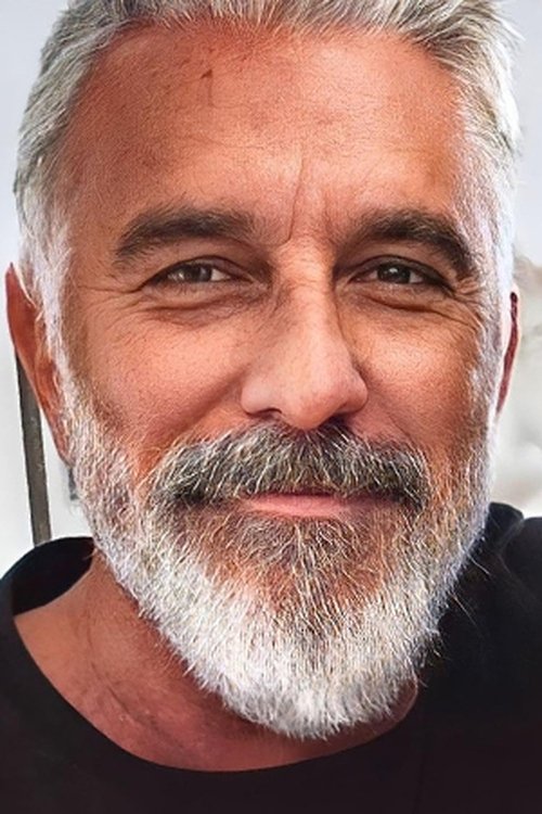 Ray Siegle as Detective