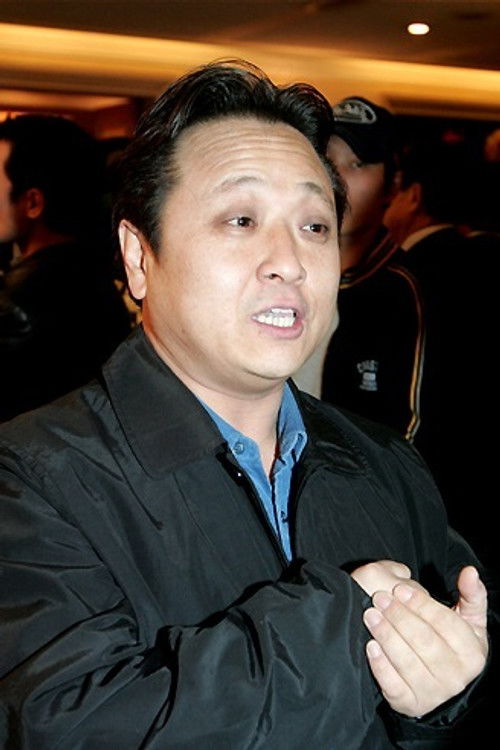 Kim Jeong-Sik as Hong Gil-Dong