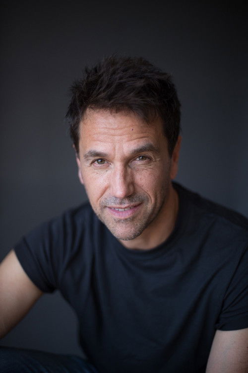 Oriol Tarrasón as Daniel Becker