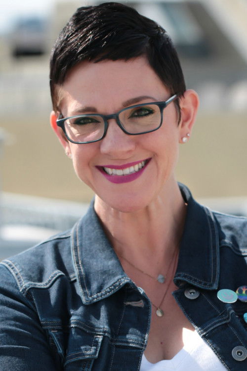 Annalise Ophelian profile photo