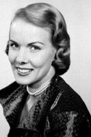 Loni Nest as Child at Window (uncredited)