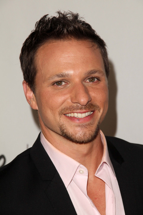Drew Lachey as Dax