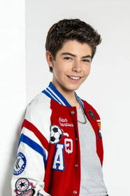 Leo Pérez Torreblanca as ALAN