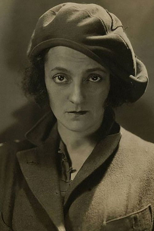 Elsie Janis as Matron O'Neil