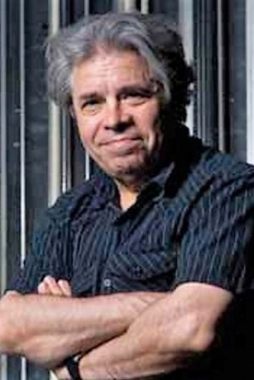 Damià Barbany as Chumi