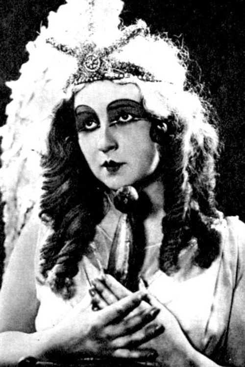 Elena Deyneko as (uncredited)