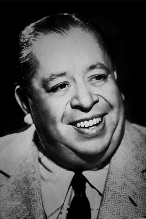 Roberto Soto as Comandante Bravo