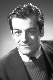 Edgar Fruitier as The boss of the agency